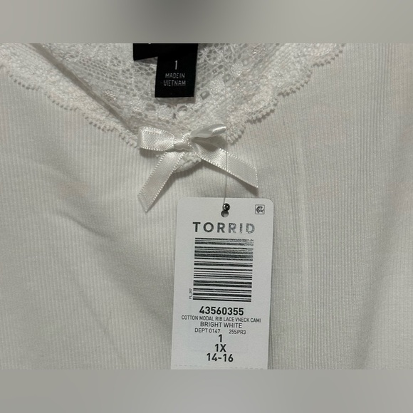 ✨NWT✨ Torrid: Women’s Camisole- Size Torrid 1/1X/14-16 - Picture 9 of 9